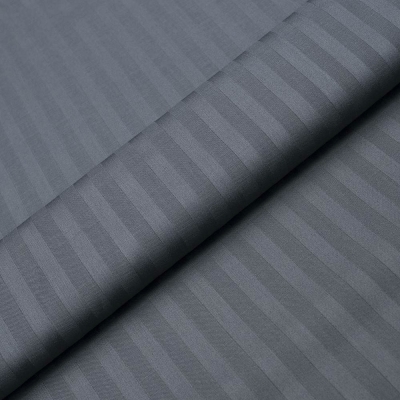 Полуторное постельное белье из страйп-сатин-жаккарда «Мокрый асфальт»